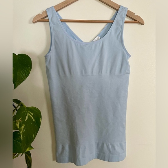 Yummie 2-Way Shaping Tank - Outlast® Seamless Light Blue Size L/XL - Picture 1 of 13